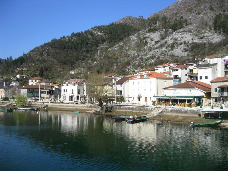 Rijeka Crnojevića Guest House Perjanik מראה חיצוני תמונה