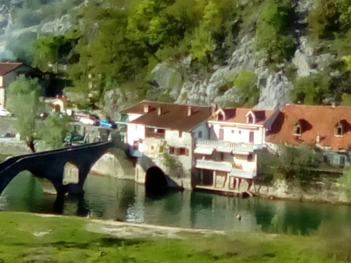 Rijeka Crnojevića Guest House Perjanik מראה חיצוני תמונה