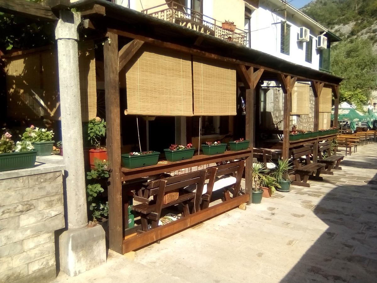 Rijeka Crnojevića Guest House Perjanik מראה חיצוני תמונה